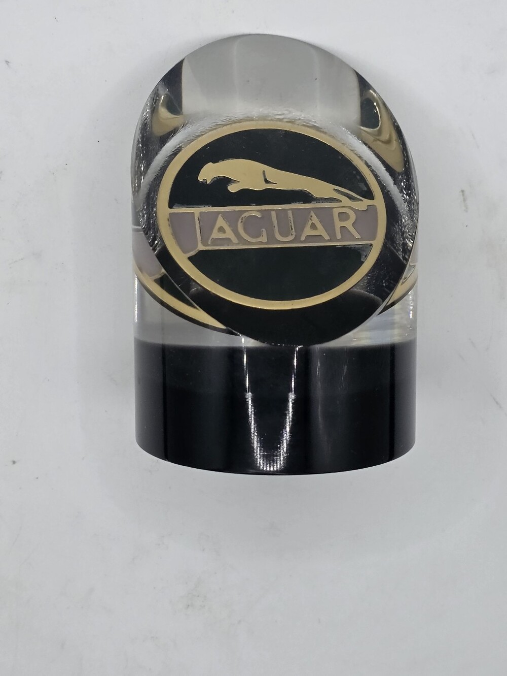 Vintage ARTVUE Inc. Jaguar Automobile Emblem Lucite Paperweight Desk Decor Rare